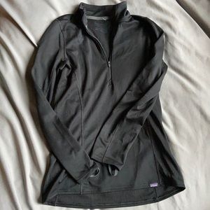 Patagonia black half zip long sleeve shirt/sweater